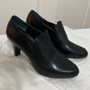 Sudini back leather pump shooties